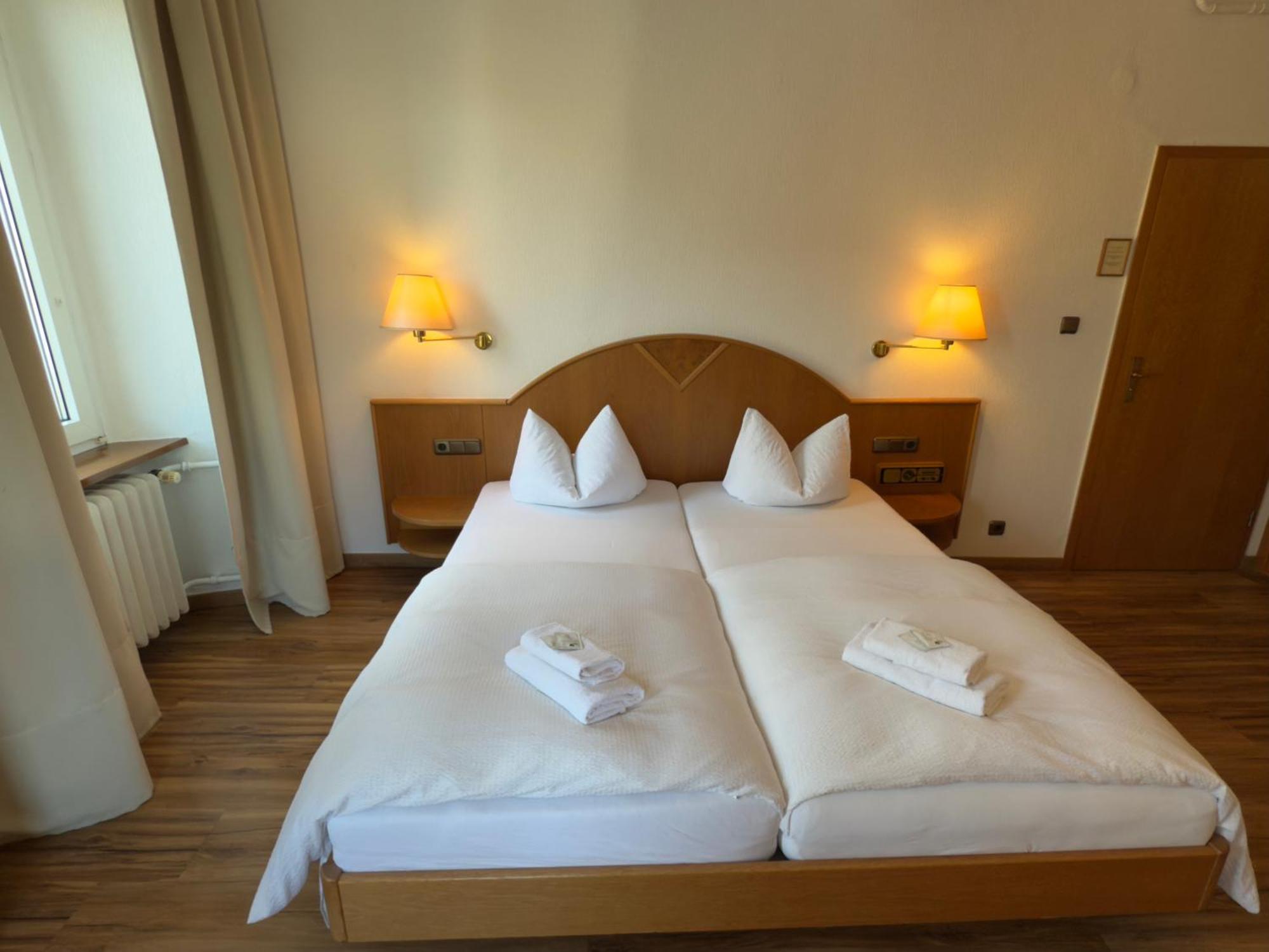 Hotel "Zur Schoenen Aussicht" Кохем Екстер'єр фото