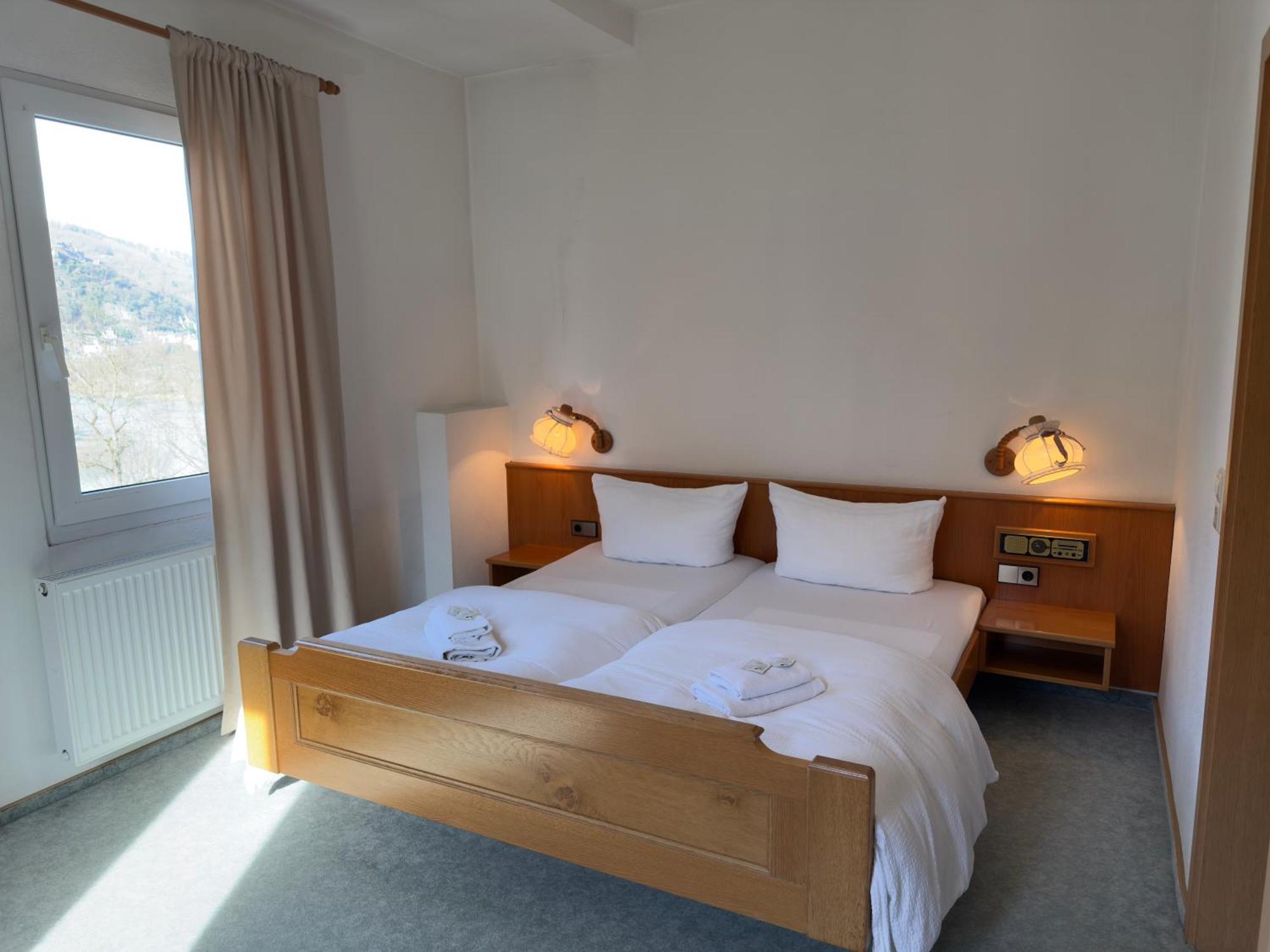 Hotel "Zur Schoenen Aussicht" Кохем Екстер'єр фото