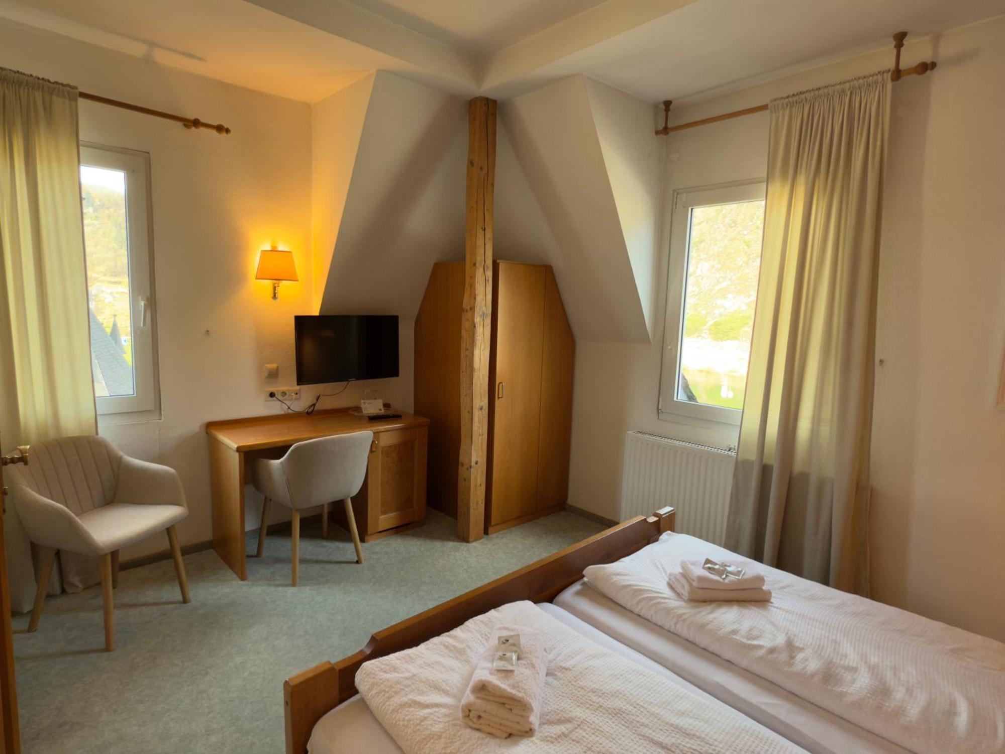 Hotel "Zur Schoenen Aussicht" Кохем Екстер'єр фото